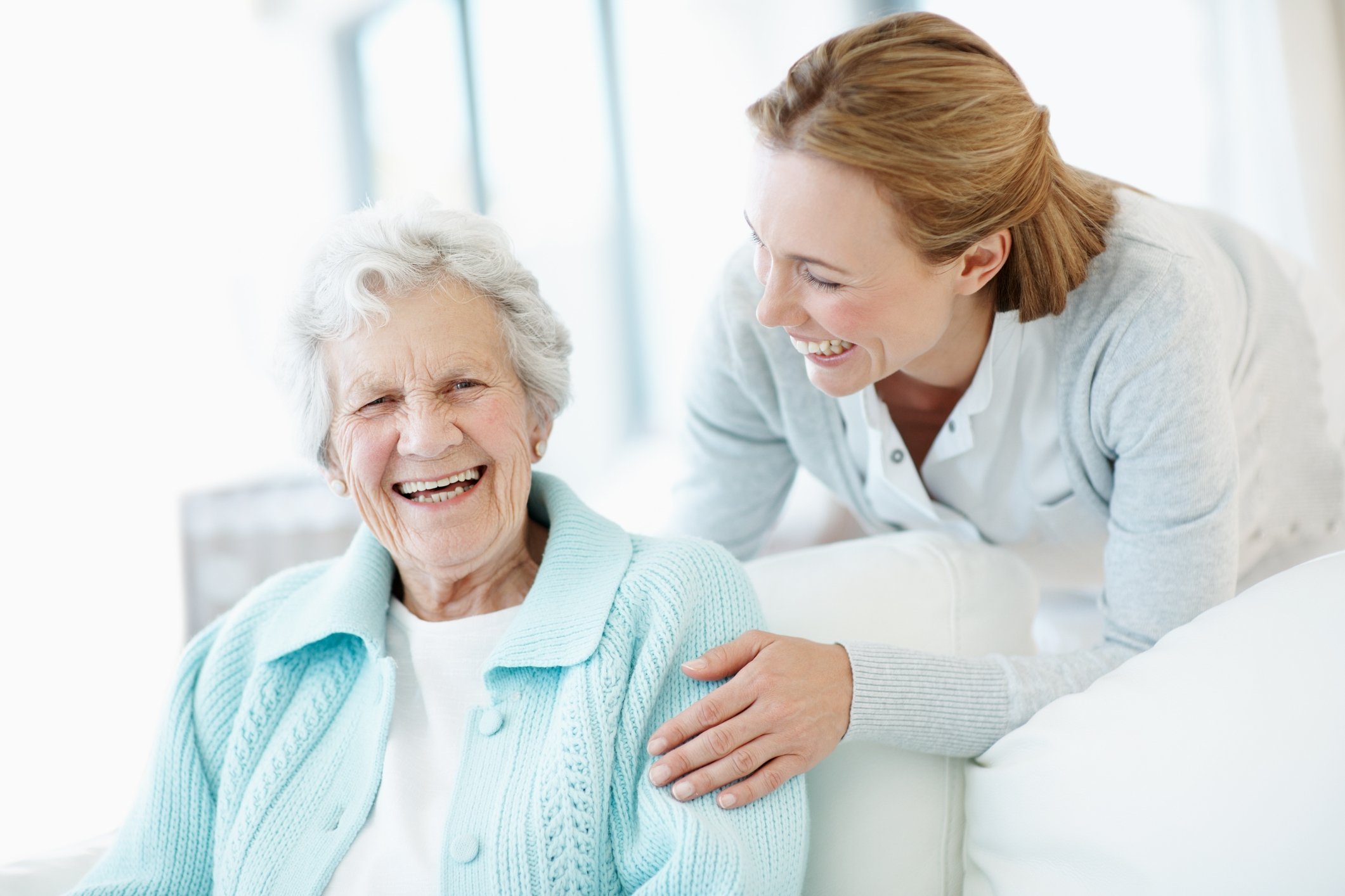 How to Hire a Caregiver for a Senior Parent or Loved One - Cahoon Care