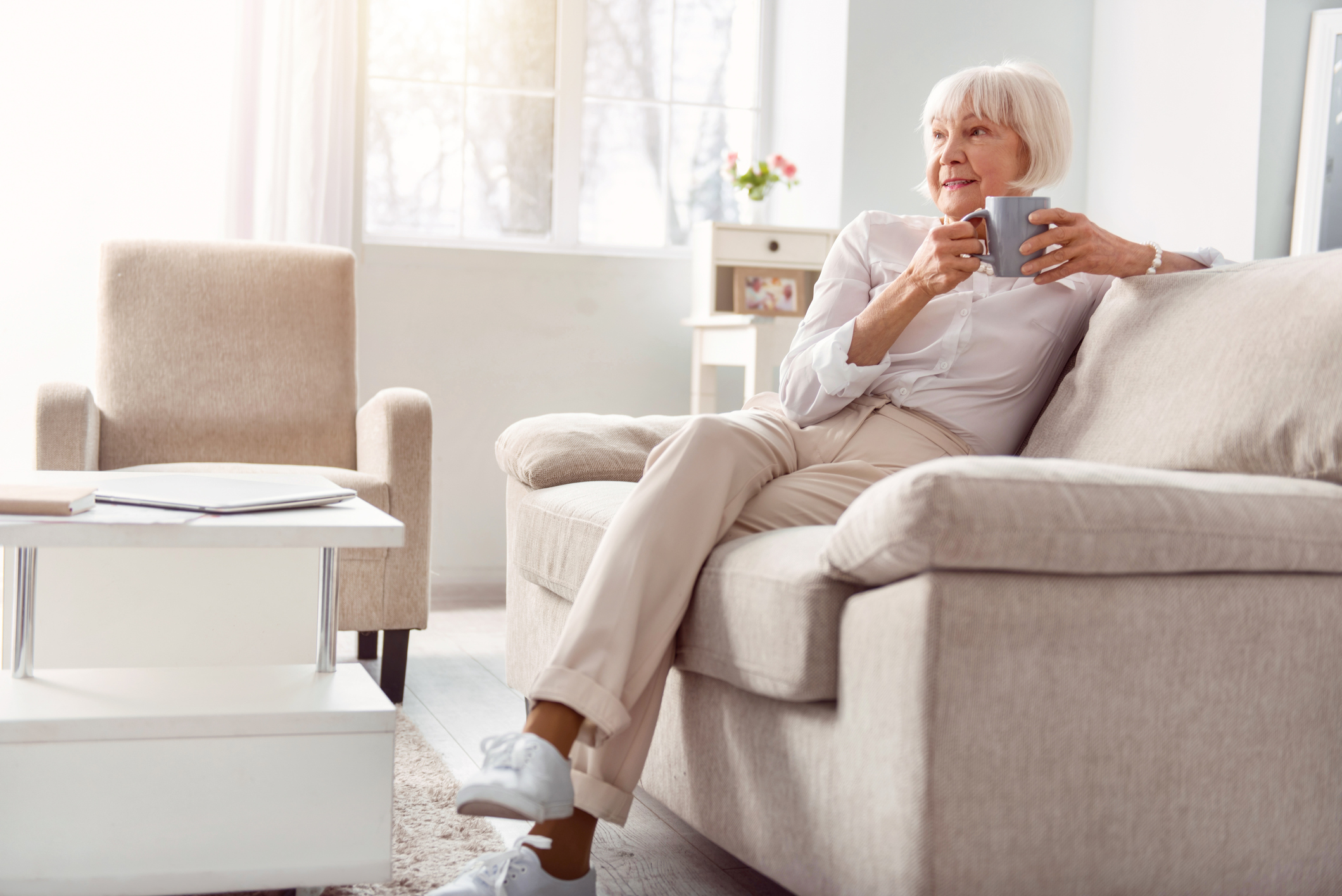 Picture Of Woman In Living Room